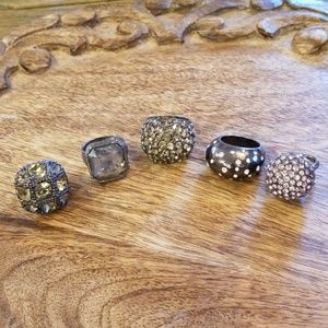 Five rings for five fingers